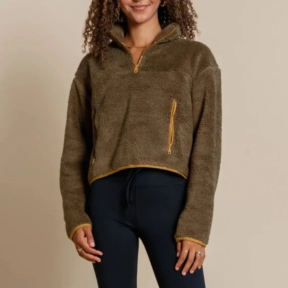 Girlfriend Collective Recycle Fleece Half Zip Pullover - Picture 3 of 11